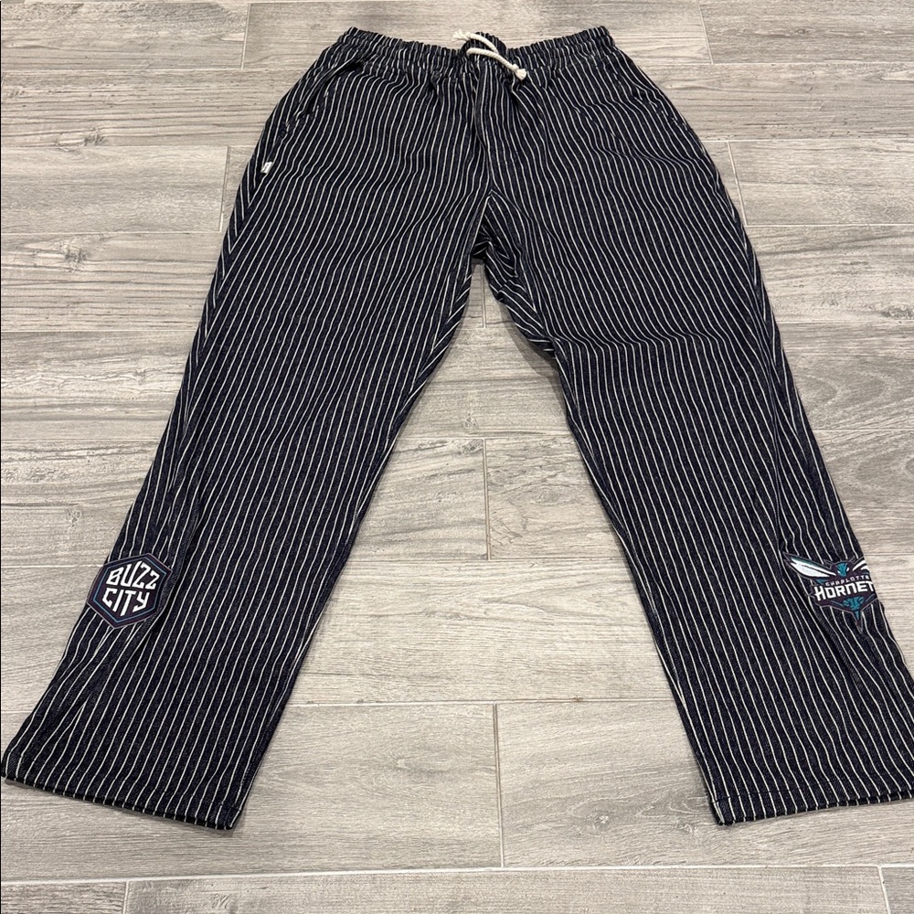 FairPlay - Charlotte Hornets NBA Buzz City Pinstripe Pants Medium Black White